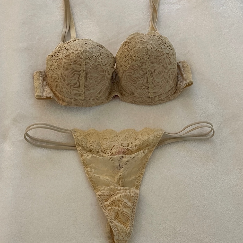 Victoria's Secret Lace Tan Bra and Panty Set